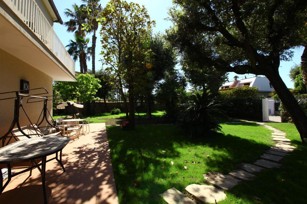 Villa Vanessa Fregenae Esterno foto